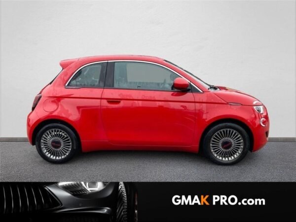Fiat 500 iii E 95 ch (red)