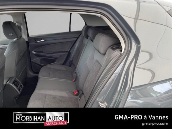Volkswagen Golf viii 1.5 etsi opf 150 dsg7 style