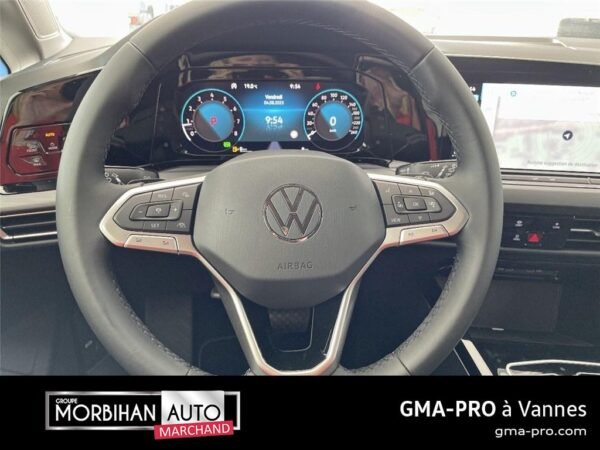 Volkswagen Golf viii 1.5 etsi opf 150 dsg7 style