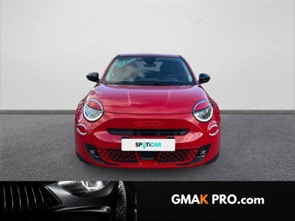 Fiat 600e 54 kwh 156 ch red