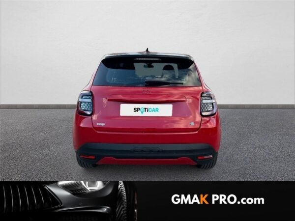 Fiat 600e 54 kwh 156 ch red