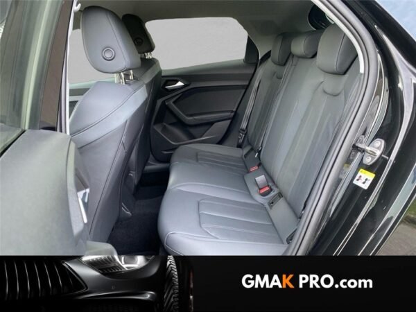 Audi A1 ii 25 tfsi 95 ch s tronic 7 avus