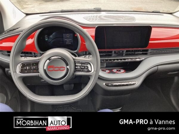 Fiat 500 iii E 118 ch (red)