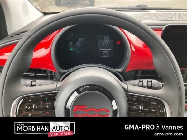 Fiat 500 iii E 118 ch (red)