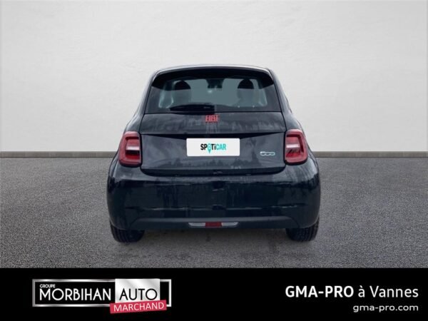 Fiat 500 iii E 118 ch (red)