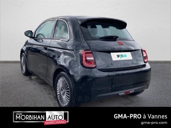 Fiat 500 iii E 118 ch (red)