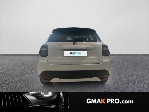 Fiat 600e 54 kwh 156 ch red