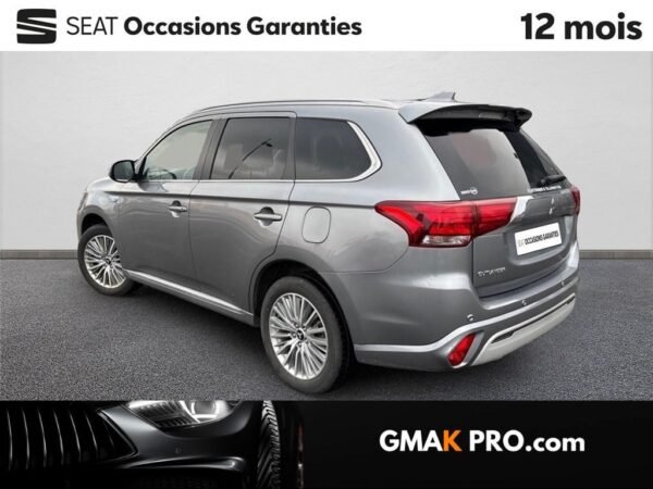 Mitsubishi Outlander iii 2.4l phev twin motor 4wd invite