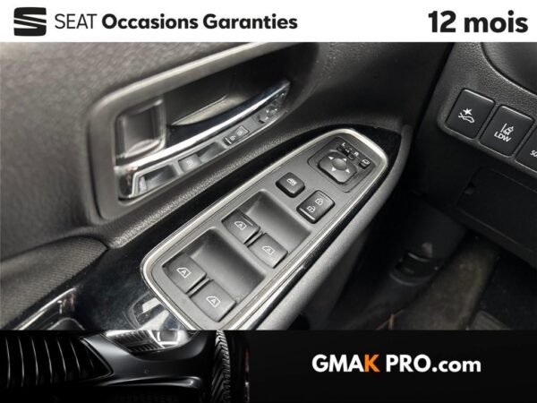 Mitsubishi Outlander iii 2.4l phev twin motor 4wd invite
