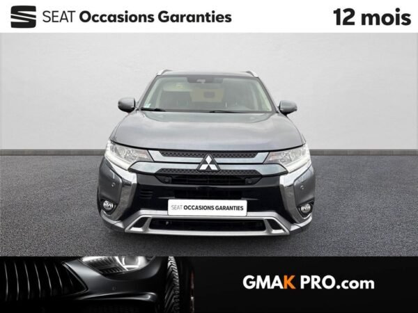 Mitsubishi Outlander iii 2.4l phev twin motor 4wd invite