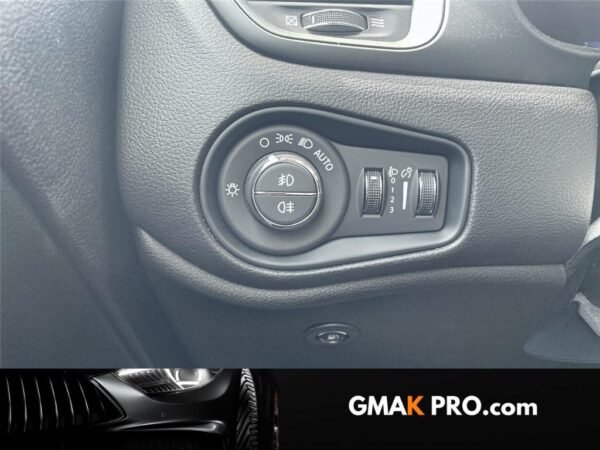Jeep Renegade 1.3 turbo t4 240 ch phev bva6 4xe eawd north star