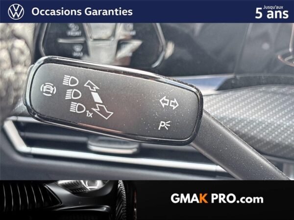 Volkswagen Golf viii 1.5 etsi opf 150 dsg7 r-line