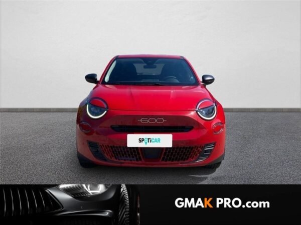 Fiat 600 1.2 hybrid 136ch dct6