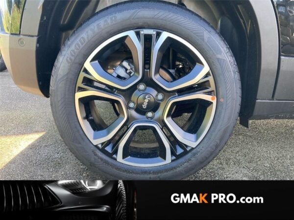 Jeep Avenger 1.2 turbo t3 100 ch e-hybrid bvr6 summit