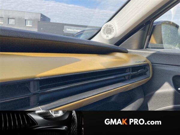 Jeep Avenger 1.2 turbo t3 100 ch e-hybrid bvr6 summit
