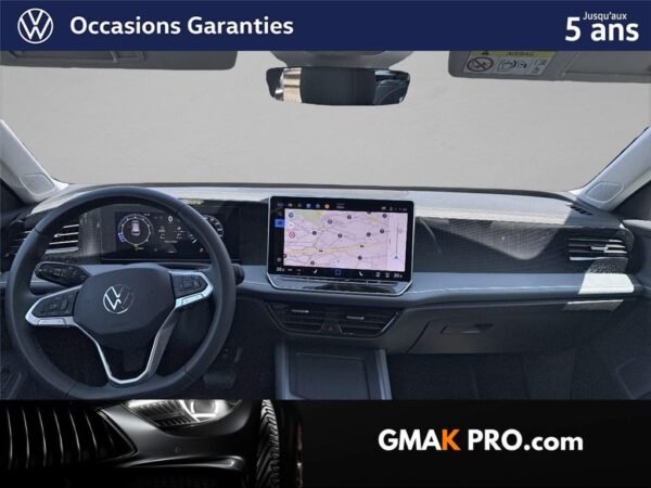 Volkswagen Passat ix 1.5 etsi opf 150 dsg7 life plus