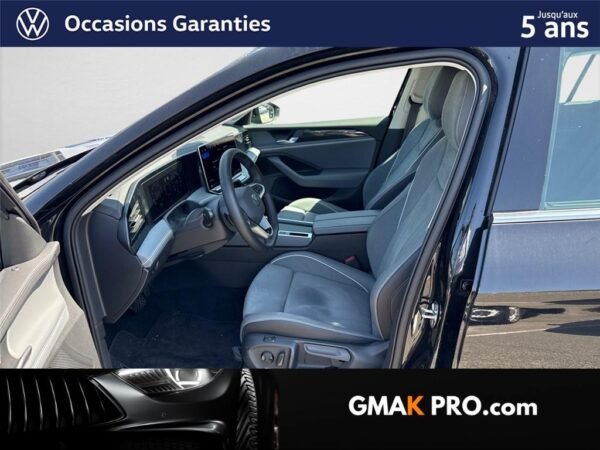 Volkswagen Passat ix 1.5 etsi opf 150 dsg7 life plus
