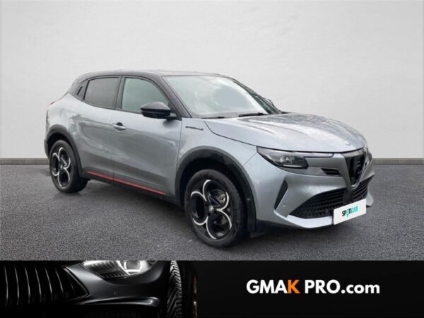 Alfa romeo Junior 1.2 ibrida 136 ch edct6 speciale
