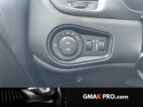 Jeep Renegade 1.3 turbo t4 240 ch phev bva6 4xe eawd north star