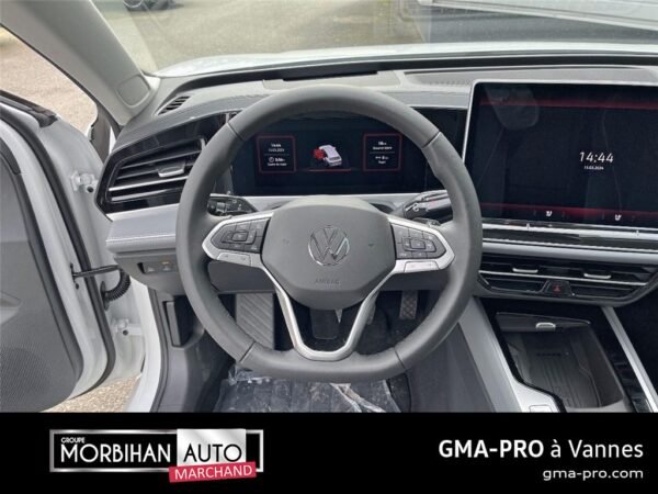 Volkswagen Passat 1.5 etsi opf 150 dsg7 elegance