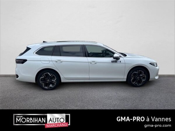 Volkswagen Passat 1.5 etsi opf 150 dsg7 elegance