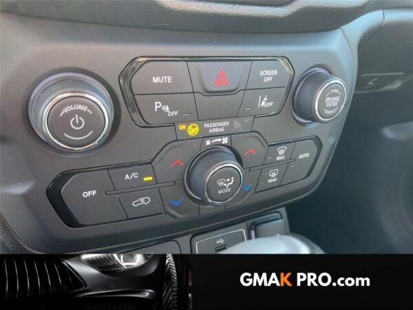 Jeep Renegade 1.3 turbo t4 240 ch phev at6 4xe eawd s