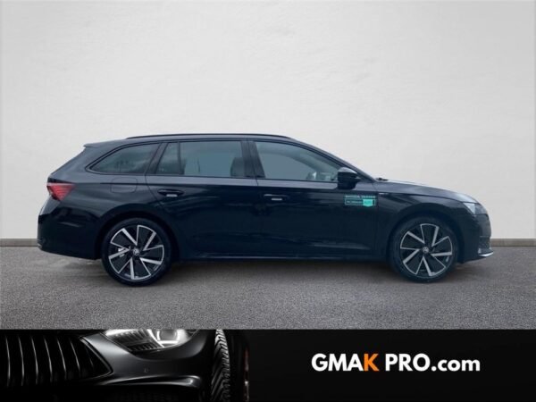 Skoda Octavia combi 2.0 tdi 150 ch scr dsg7 sportline