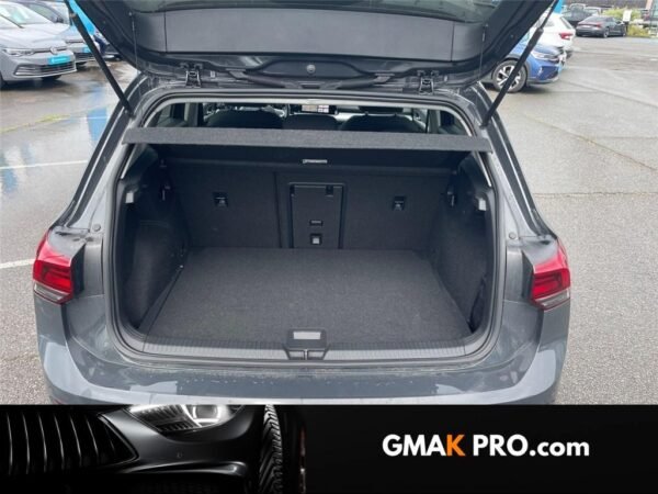 Volkswagen Golf viii 1.0 tsi opf 110 bvm6 life 1st
