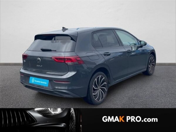 Volkswagen Golf viii 1.0 tsi opf 110 bvm6 life 1st