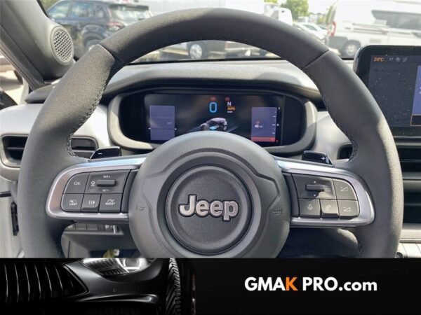 Jeep Avenger 1.2 turbo t3 145 ch e-hybrid bvr6 4xe upland