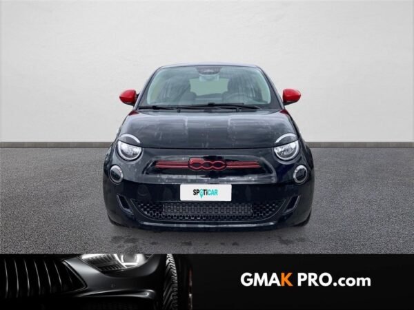 Fiat 500 iii E 118 ch (red)