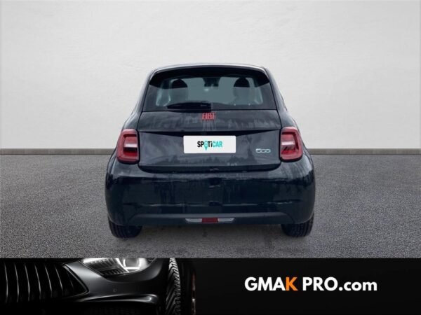 Fiat 500 iii E 118 ch (red)