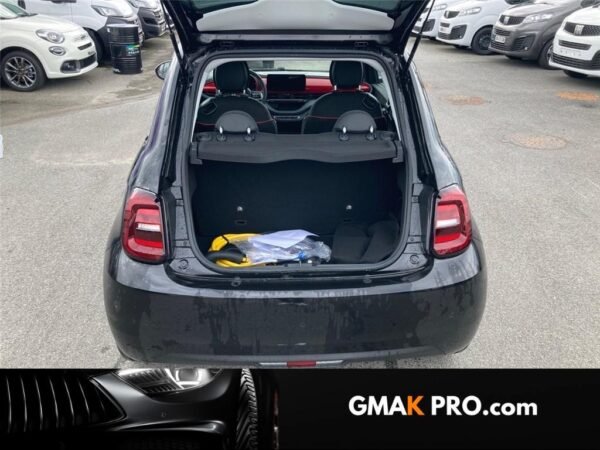 Fiat 500 iii E 118 ch (red)