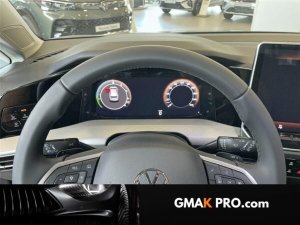 Volkswagen Golf viii 1.5 ehybrid 204 dsg6 vw edition