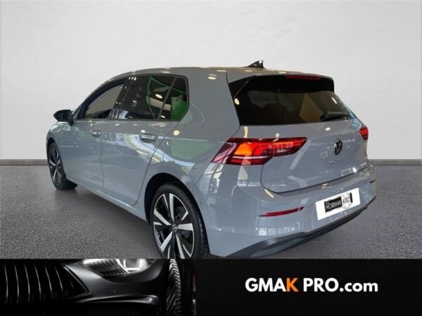 Volkswagen Golf viii 1.5 ehybrid 204 dsg6 vw edition