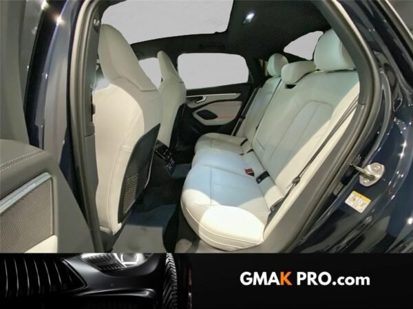 Audi A6 vi E-hybrid 367 ch s tronic 7 quattro s line