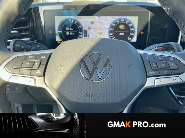 Volkswagen Passat ix 1.5 ehybrid 204 dsg6 elegance