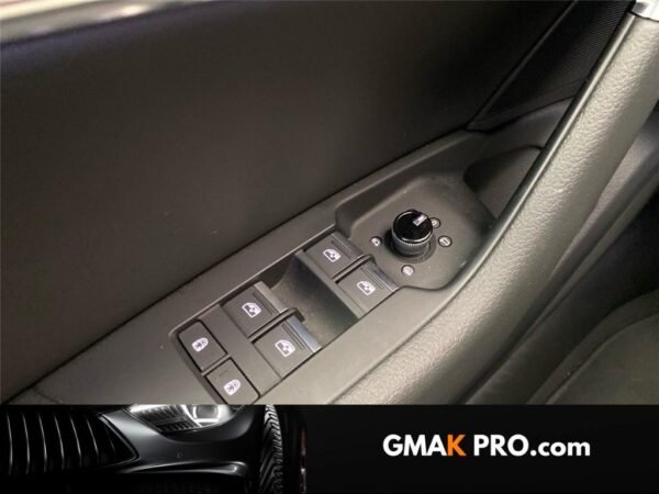 Audi A6 v 40 tdi 204 ch s tronic 7 quattro avus