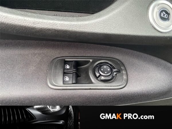 image_3267347_18 Fiat 500 iii E 95 ch (red)