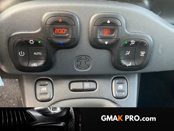 image_3267268_16 Fiat Panda iii 1.0 70 ch hybride bsg s/s cross