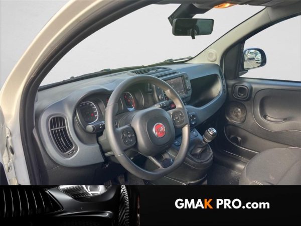 image_3267268_8 Fiat Panda iii 1.0 70 ch hybride bsg s/s cross