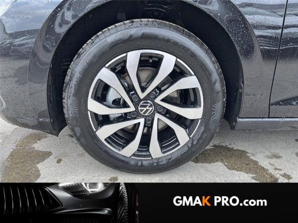 image_3267291_11 Volkswagen Golf viii 1.5 etsi opf 130 dsg7 active