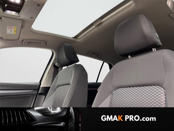 image_3267291_16 Volkswagen Golf viii 1.5 etsi opf 130 dsg7 active