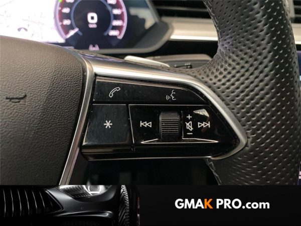 Audi E-tron 55 quattro 408 ch s line