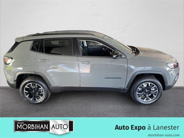 Jeep Compass 1.3 phev t4 240 ch 4xe eawd upland