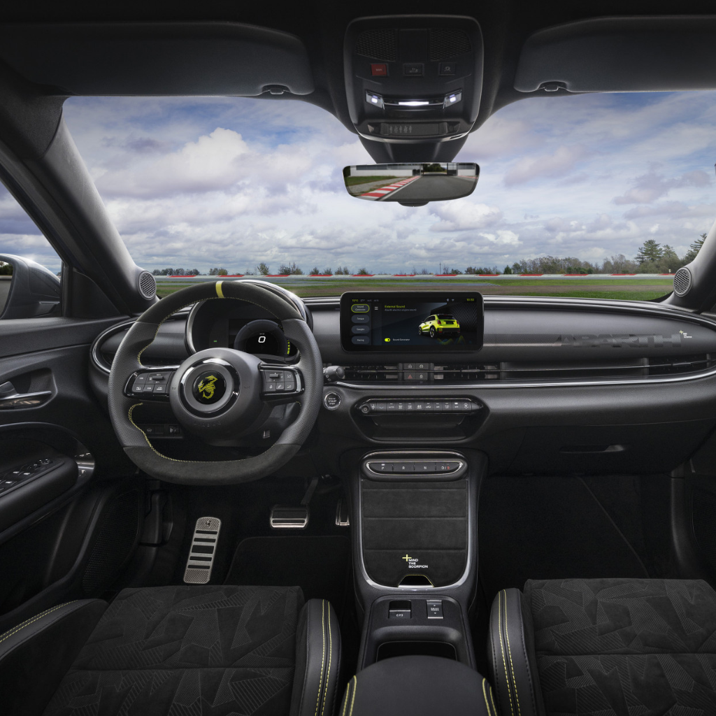 abarth 600 intérieur