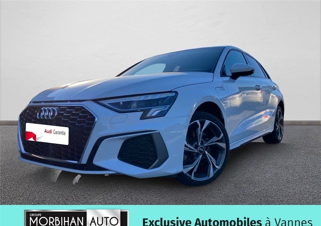 AUDI A3 SPORTBACK 40 TFSIE 204 S TRONIC 6