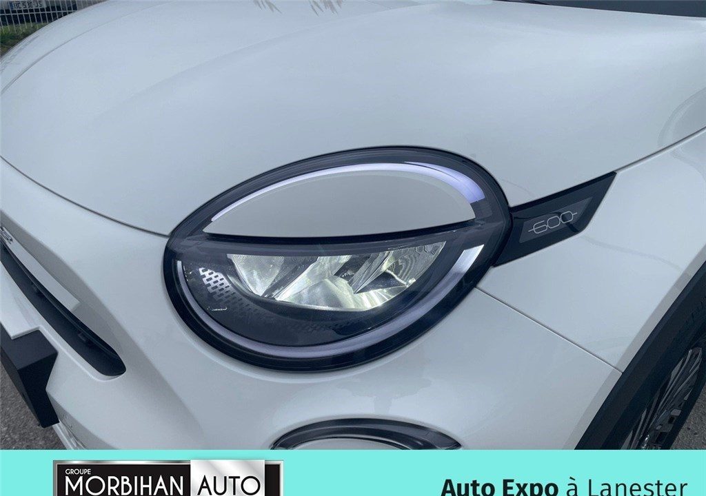 FIAT 600 SOCIETE 600 1.2 HYBRID 100 CH DCT6