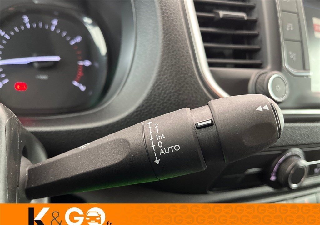 PEUGEOT EXPERT FOURGON LOISIRS FGN TOLE STANDARD 1.5 BLUEHDI 120 S&S BVM6