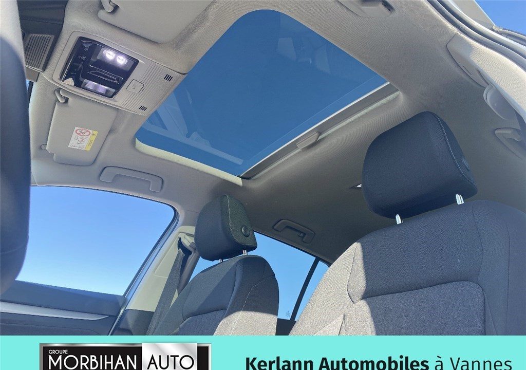 VOLKSWAGEN GOLF 1.5 EHYBRID 204 DSG6